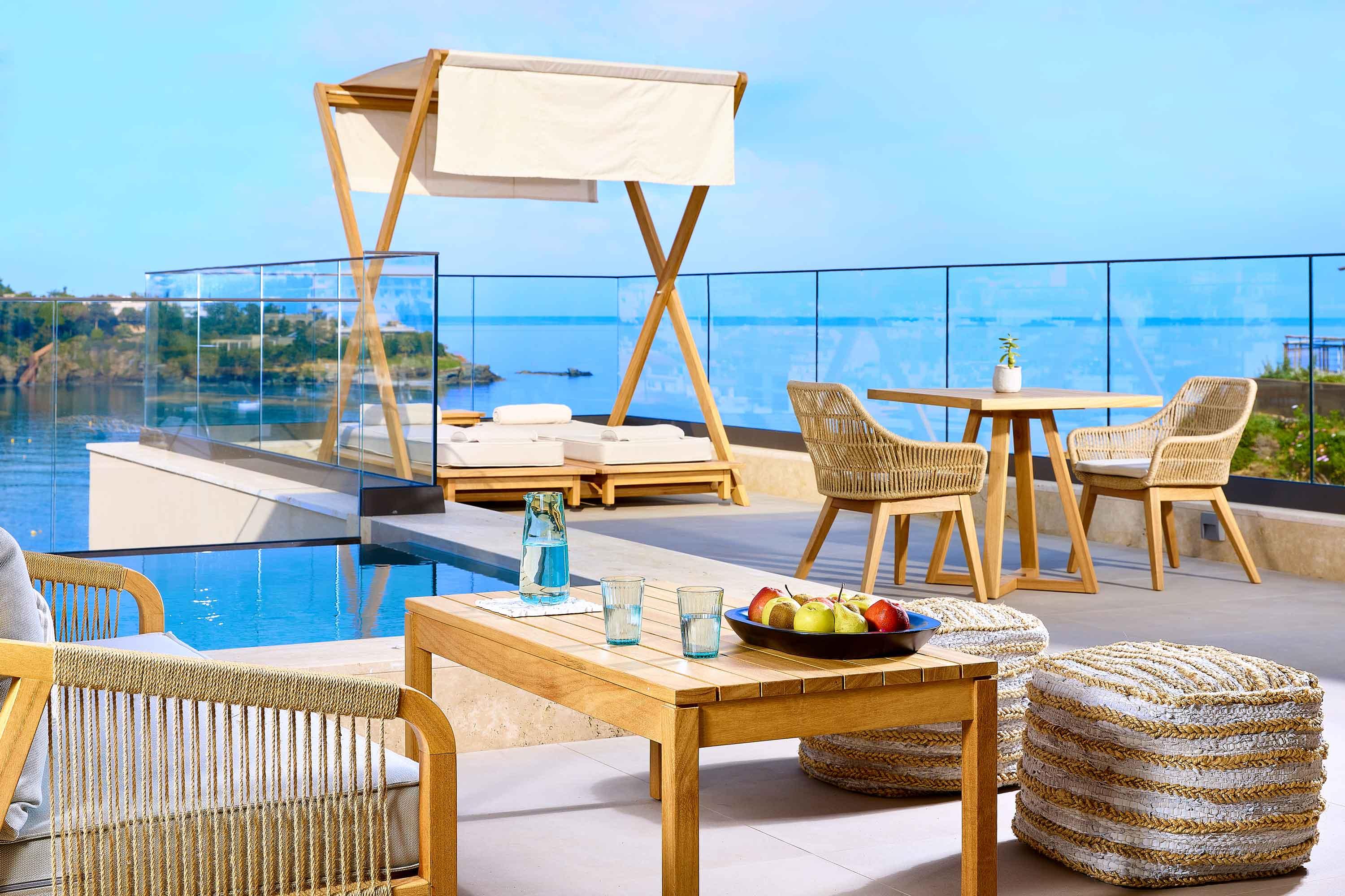 Castello Infinity Suites - Adults Only 阿齐亚·佩拉加 外观 照片